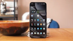 iPhone vs Samsung vs Google Pixel, Which Smartphone Should You Buy?